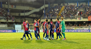 Samb-Vis Pesaro 2-0, i rossoblù dominano con gol di Alfieri ed Eusepi davanti a 6300 spettatori